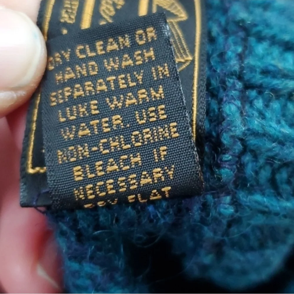 Eddie Bauer vintage 80s wool XL Tall sweater Men's Crewneck Sweater in Teal - Picture 6 of 8